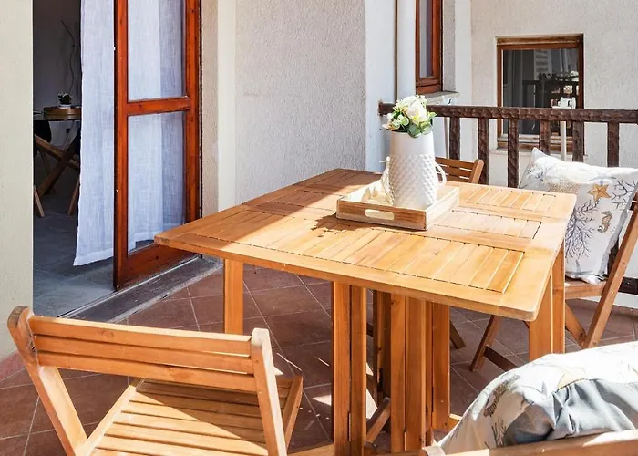 Coral Coast Апартаменты *