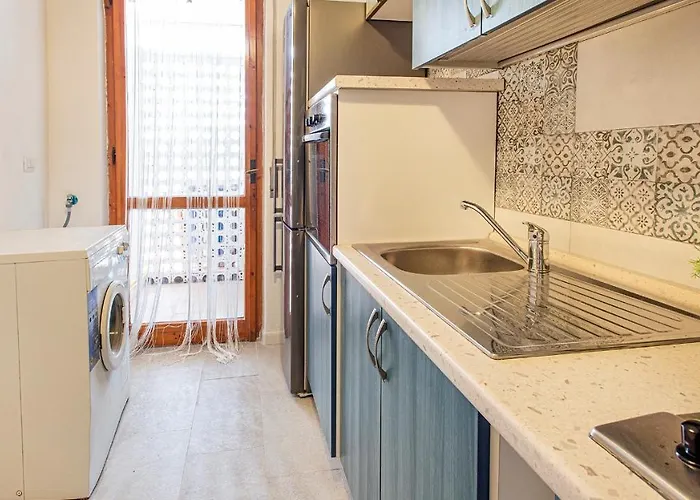 Coral Coast アパート アルゲーロ